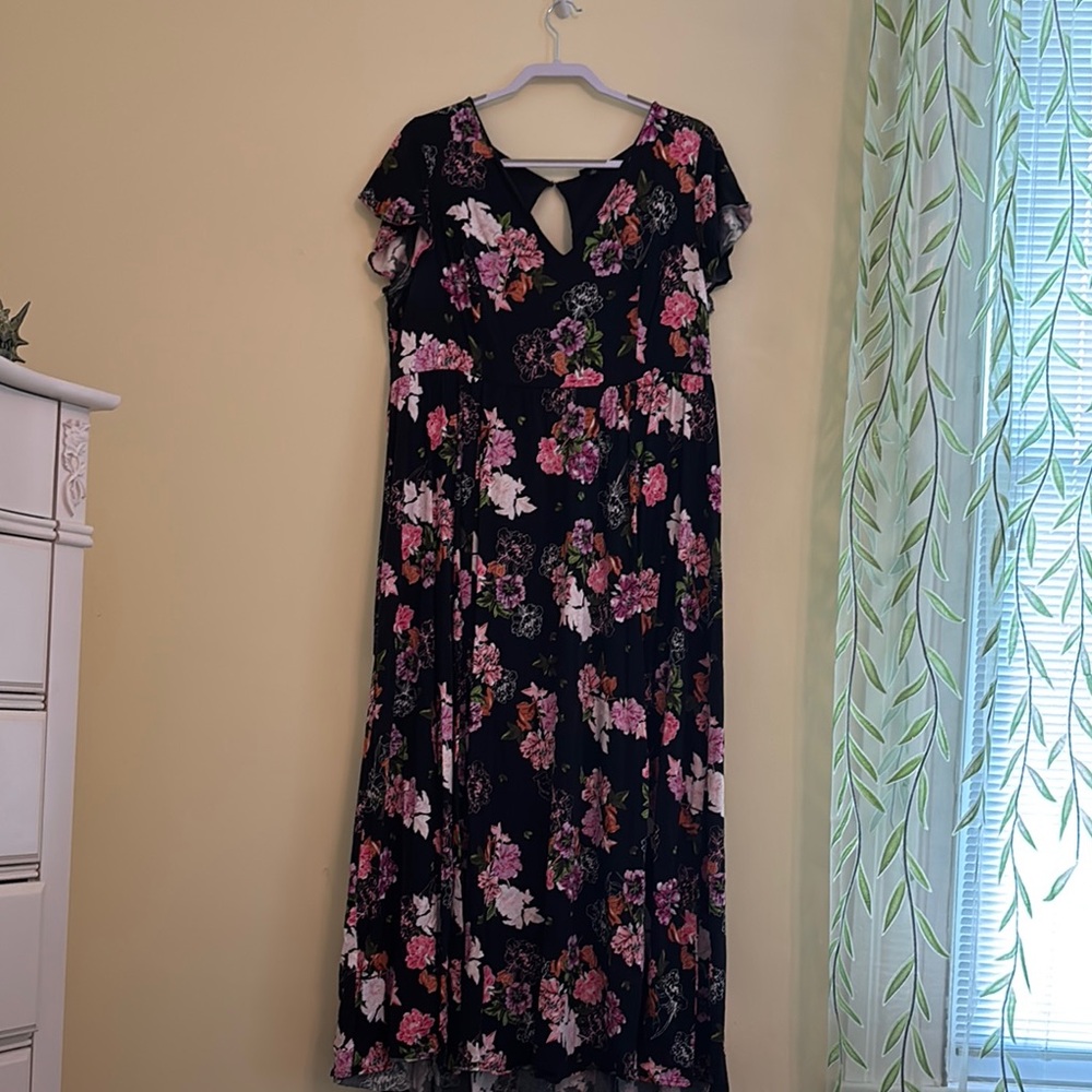 Torrid Black and Pink Flutter Sleeve Maxi Dress